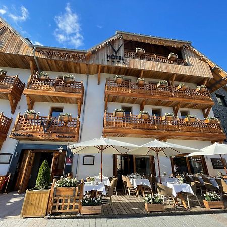 Hotel Le V De Vaujany Esterno foto